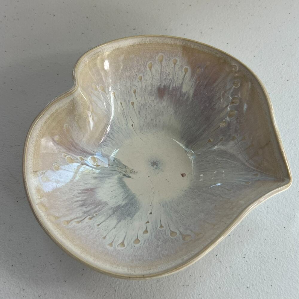 Vintage Decorative Art Studio Pottery Heart Trinket Dish Bowl Signed 5.5" x 6.5"